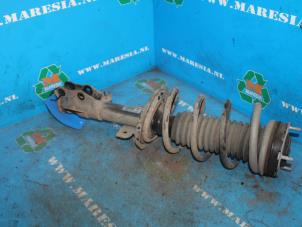 Used Front shock absorber rod, right Mazda 2 (DE) 1.6 CDVi 16V Price € 47,25 Margin scheme offered by Maresia Auto Recycling B.V.