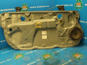 Used Window mechanism 2-door, front left Volkswagen Polo IV (9N1/2/3) 1.4 16V Price € 52,50 Margin scheme offered by Maresia Auto Recycling B.V.