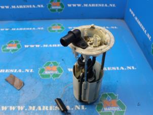Usagé Pompe à carburant Iveco Daily Prix € 94,50 Règlement à la marge proposé par Maresia Auto Recycling B.V.