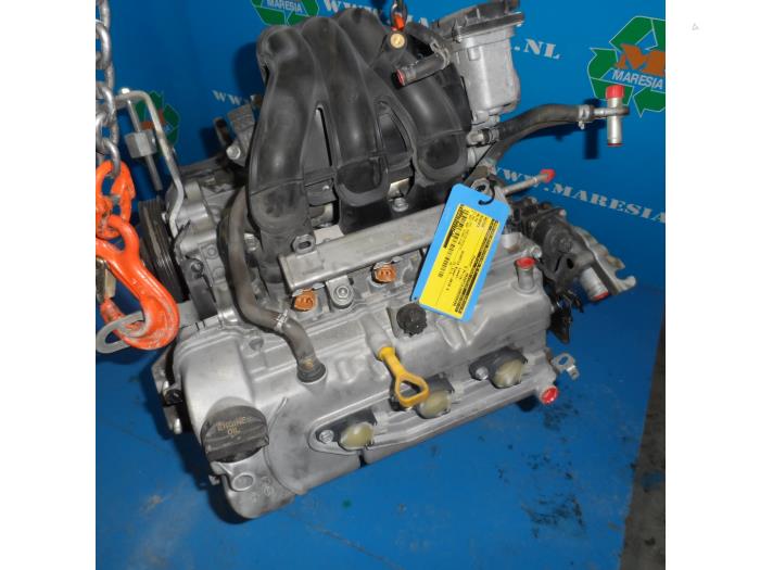 Engine from a Suzuki Alto (GF) 1.0 12V 2010