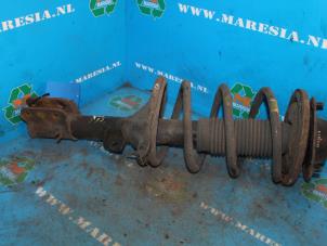 Used Front shock absorber rod, left Hyundai Santa Fe I 2.4 16V 4x4 Price € 52,50 Margin scheme offered by Maresia Auto Recycling B.V.
