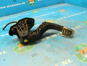 Used Clutch pedal Volkswagen Polo Price € 52,50 Margin scheme offered by Maresia Auto Recycling B.V.