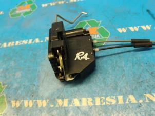 Used Rear door mechanism 4-door, right Hyundai i10 (F5) 1.1i 12V Price € 42,00 Margin scheme offered by Maresia Auto Recycling B.V.