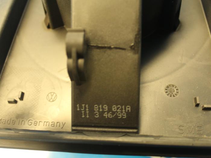 Ventilateur chauffage d'un Volkswagen Lupo (6X1) 1.0 MPi 50 2000
