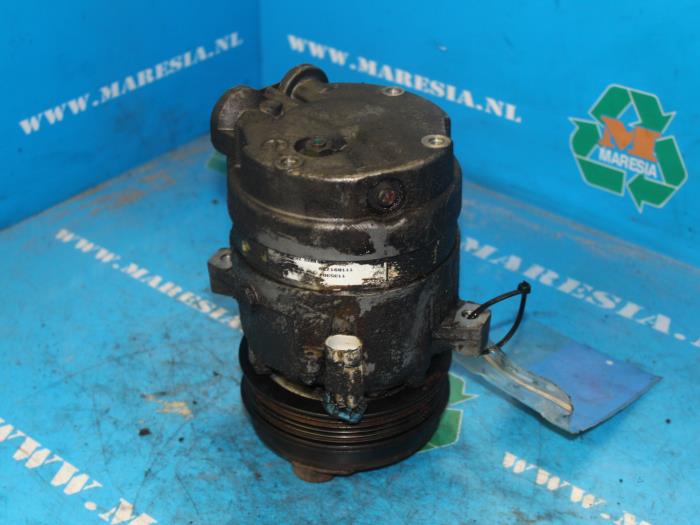 Air conditioning pump Opel Omega B 3.0 V6 24V - 1135307 X30XE