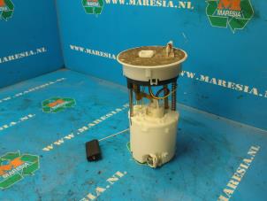 Used Electric fuel pump Opel Agila (B) 1.2 16V Price € 52,50 Margin scheme offered by Maresia Auto Recycling B.V.