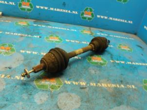 Used Front drive shaft, left Ford Focus C-Max 1.6 TDCi 16V Price € 52,50 Margin scheme offered by Maresia Auto Recycling B.V.