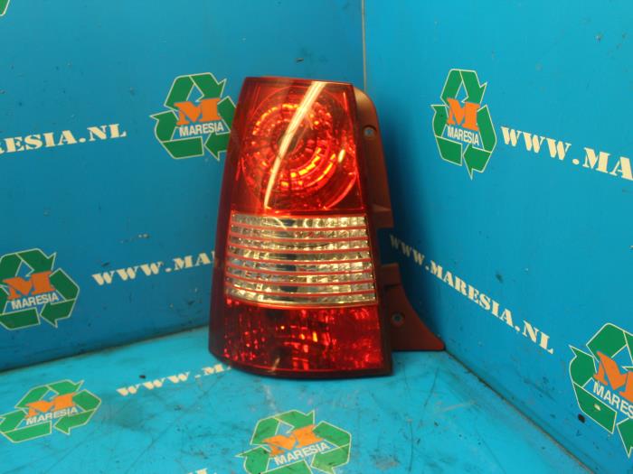 Taillight, left from a Kia Picanto (BA) 1.1 CRDi VGT 12V 2008
