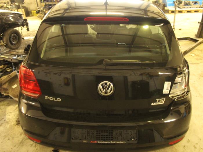 Hayon d'un Volkswagen Polo V (6R) 1.2 TSI 16V BlueMotion Technology 2015