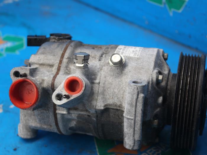 Gebrauchte Klimapumpe Volkswagen Polo V (6R) 1.2 TSI 16V BlueMotion Technology Preis € 99,75 Margenregelung angeboten von Maresia Auto Recycling B.V.