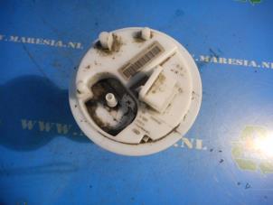 Used Electric fuel pump Opel Corsa D 1.0 Price € 42,00 Margin scheme offered by Maresia Auto Recycling B.V.