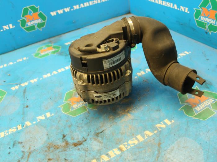 Begagnade Dynamo Ford Galaxy (WGR) 2.3i 16V SEFI Pris € 42,00 Marginaltabell erbjuds av Maresia Auto Recycling B.V.