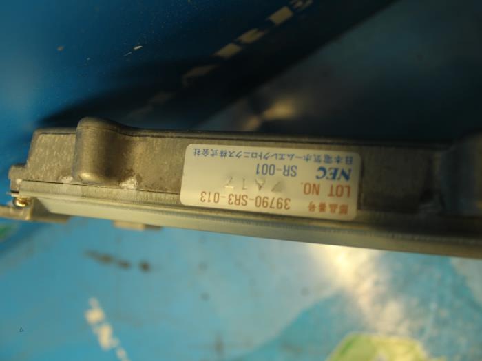 Ordenador ABS de un Honda CRX (EG/EH) 1.6 ESi 16V 1997