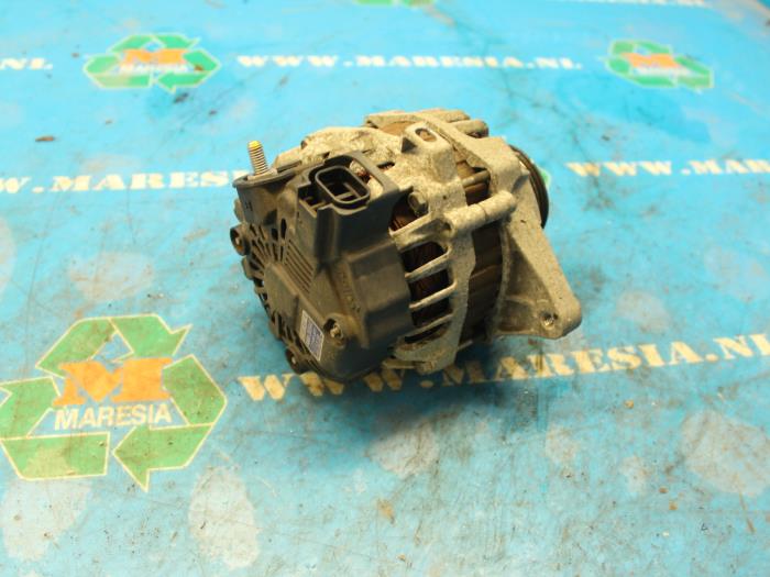 Używane Pradnica Kia Venga 1.6 CVVT 16V Cena € 21,00 Procedura marży oferowane przez Maresia Auto Recycling B.V.