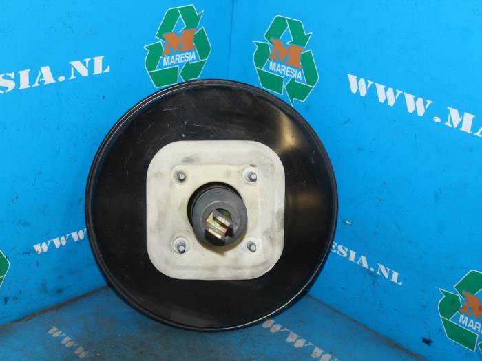 Begagnade Bromsservo Ford Transit 2.4 TDdi 16V Pris € 78,75 Marginaltabell erbjuds av Maresia Auto Recycling B.V.