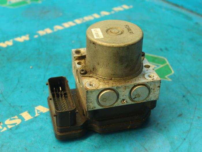 Begagnade ABS-pump Chevrolet Spark 1.0 16V Bifuel Pris € 52,50 Marginaltabell erbjuds av Maresia Auto Recycling B.V.