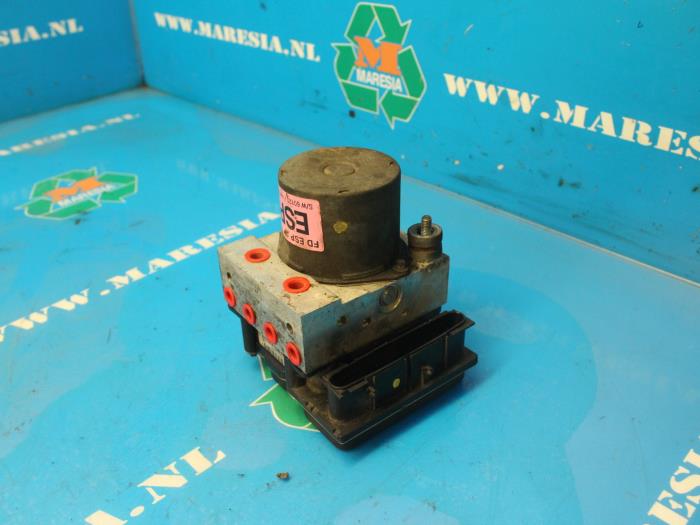 Begagnade ABS-pump Hyundai I30 Pris € 78,75 Marginaltabell erbjuds av Maresia Auto Recycling B.V.