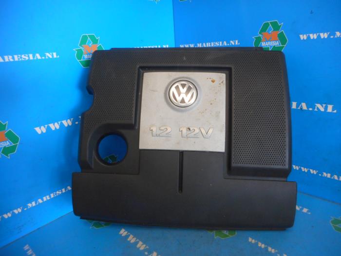 Boîtier filtre à air d'un Volkswagen Polo 2007
