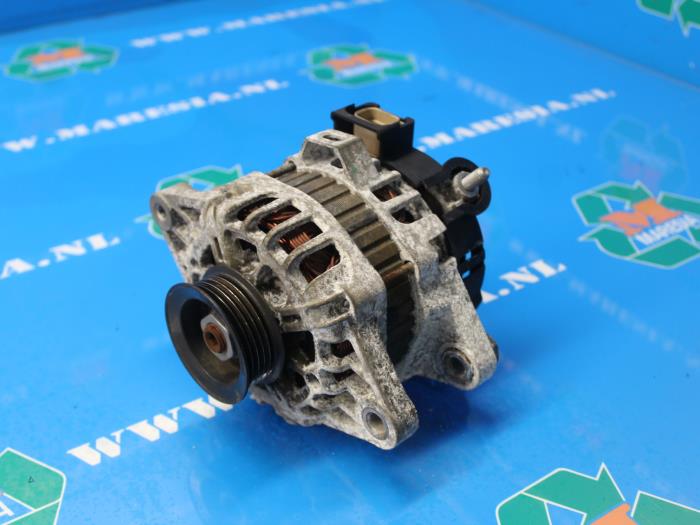 Gebrauchte Dynamo Hyundai i20 1.2i 16V Preis € 26,25 Margenregelung angeboten von Maresia Auto Recycling B.V.