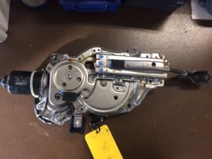 Usados Motor del portón trasero Lexus RX (L2) 400h V6 24V VVT-i 4x4 Precio € 183,75 Norma de margen ofrecido por Maresia Auto Recycling B.V.