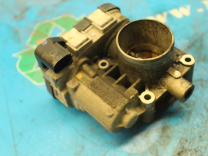 Usagé Boîtier accélérateur Ford Ka II 1.2 Prix € 52,50 Règlement à la marge proposé par Maresia Auto Recycling B.V.