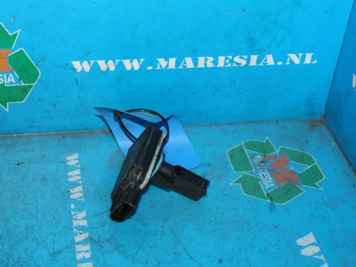 Begagnade Luftflödesmätare Ford Focus 1 1.6 16V Pris € 15,75 Marginaltabell erbjuds av Maresia Auto Recycling B.V.