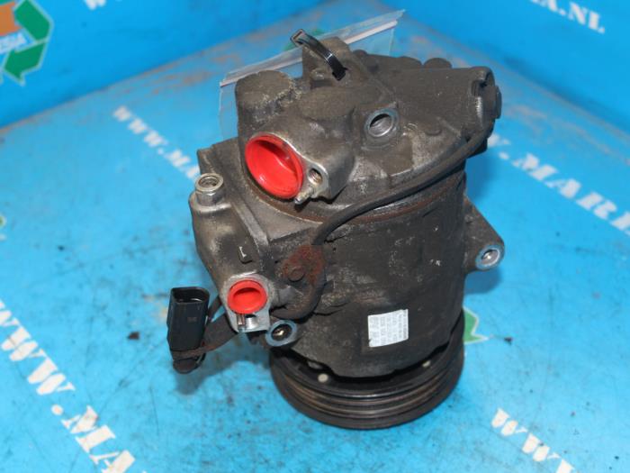 Usagé Pompe clim Seat Ibiza III (6L1) 1.2 12V Prix € 26,25 Règlement à la marge proposé par Maresia Auto Recycling B.V.