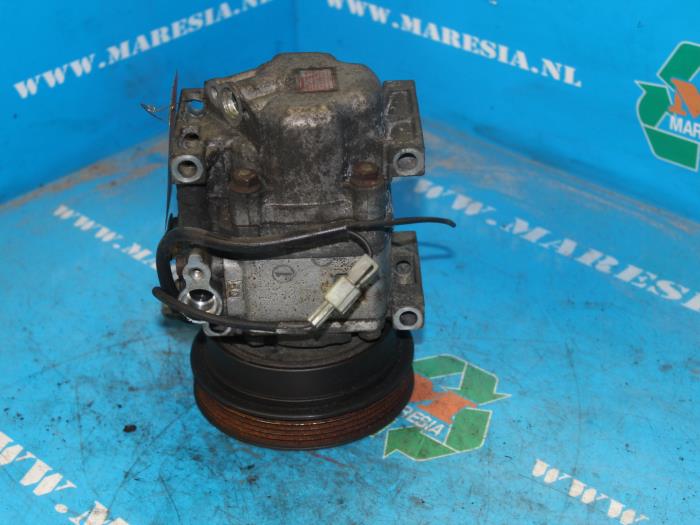 Usagé Pompe clim Mazda 626 (GF12) 1.8i 16V Prix € 42,00 Règlement à la marge proposé par Maresia Auto Recycling B.V.