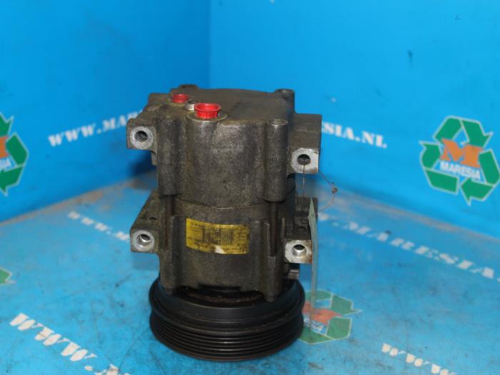 Gebrauchte Klimapumpe Ford Fiesta 4 1.25 16V Preis € 31,50 Margenregelung angeboten von Maresia Auto Recycling B.V.