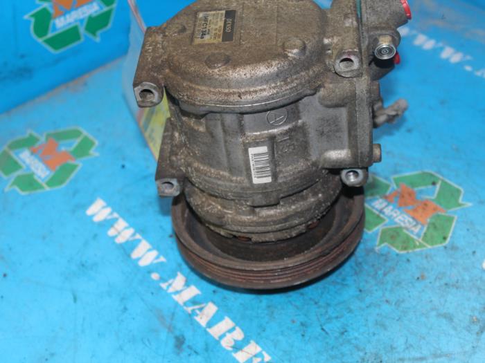 Air conditioning pump from a Toyota Avensis (T22) 1.8 16V 1999