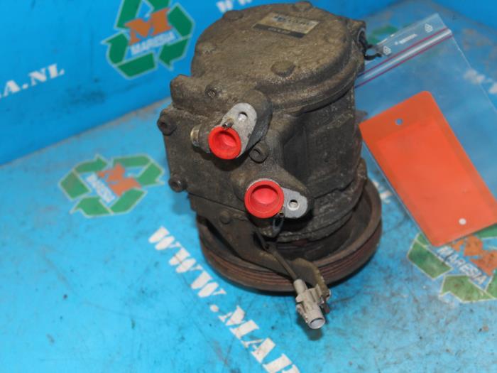 Air conditioning pump from a Toyota Avensis (T22) 1.8 16V 1999
