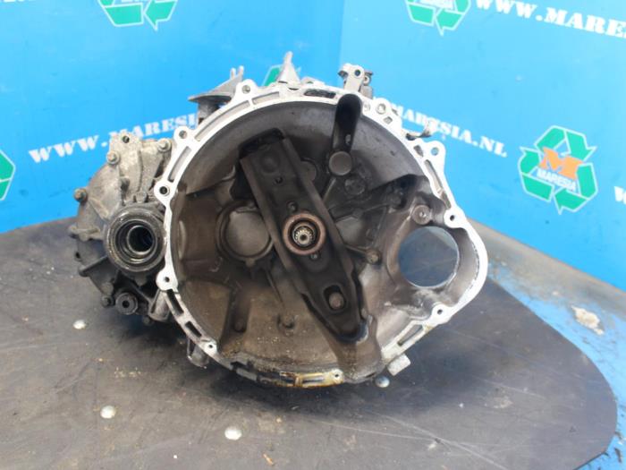 Gebrauchte Getriebe Mitsubishi Colt Preis € 262,50 Margenregelung angeboten von Maresia Auto Recycling B.V.