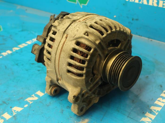 Begagnade Dynamo Volkswagen Jetta Pris € 31,50 Marginaltabell erbjuds av Maresia Auto Recycling B.V.
