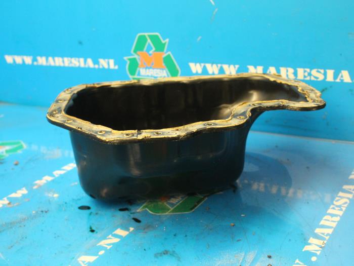 Gebrauchte Ölwanne Volkswagen Polo IV (9N1/2/3) 1.2 12V Preis € 26,25 Margenregelung angeboten von Maresia Auto Recycling B.V.