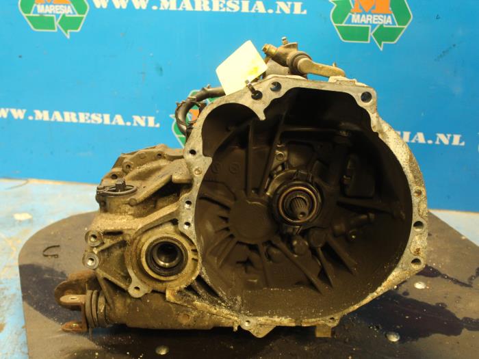Gebrauchte Getriebe Nissan Almera Tino (V10M) Preis € 105,00 Margenregelung angeboten von Maresia Auto Recycling B.V.