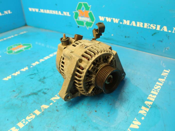 Used Dynamo Toyota Corolla Verso (E12) 1.6 16V VVT-i Price € 42,00 Margin scheme offered by Maresia Auto Recycling B.V.