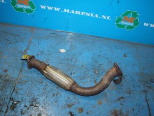 Used Exhaust front section Kia Sorento I (JC) 2.5 CRDi 16V Price € 78,75 Margin scheme offered by Maresia Auto Recycling B.V.