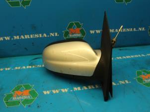 Used Wing mirror, right Volkswagen Fox (5Z) Price € 31,50 Margin scheme offered by Maresia Auto Recycling B.V.