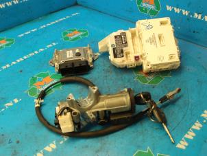 Used Ignition lock + computer Opel Agila (B) 1.2 16V Price € 262,50 Margin scheme offered by Maresia Auto Recycling B.V.