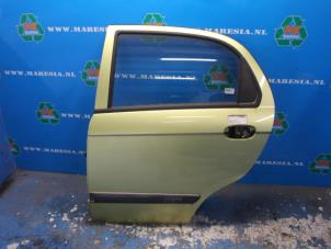 Używane Drzwi lewe tylne wersja 4-drzwiowa Chevrolet Matiz 1.0 Cena € 105,00 Procedura marży oferowane przez Maresia Auto Recycling B.V.