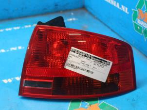 Gebrauchte Rücklicht rechts Audi A4 (B6) 1.8 T 20V Preis € 42,00 Margenregelung angeboten von Maresia Auto Recycling B.V.