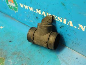 Used Airflow meter Opel Zafira (M75) 1.6 16V Price € 26,25 Margin scheme offered by Maresia Auto Recycling B.V.