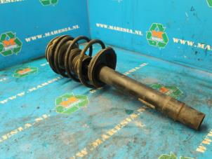 Used Front shock absorber rod, left BMW 3 serie Compact (E46/5) 320td 16V Price € 52,50 Margin scheme offered by Maresia Auto Recycling B.V.