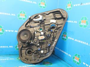 Used Rear door window mechanism 4-door, right Hyundai i30 (GDHB5) 1.6 CRDi 16V VGT Price € 68,25 Margin scheme offered by Maresia Auto Recycling B.V.