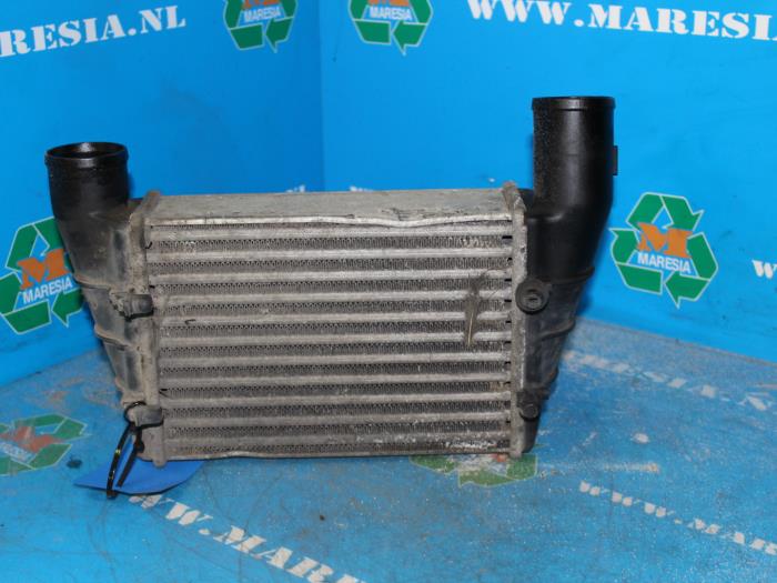Usagé Intercooler Audi A4 Avant (B5) 1.8 20V Turbo Prix € 52,50 Règlement à la marge proposé par Maresia Auto Recycling B.V.
