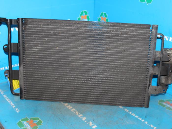 Air conditioning radiator from a Volkswagen New Beetle (9C1/9G1) 2.0 2000
