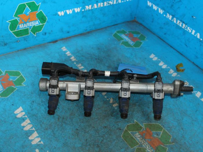 Usagé Système d'injection Kia Picanto (BA) 1.0 12V Prix € 68,25 Règlement à la marge proposé par Maresia Auto Recycling B.V.
