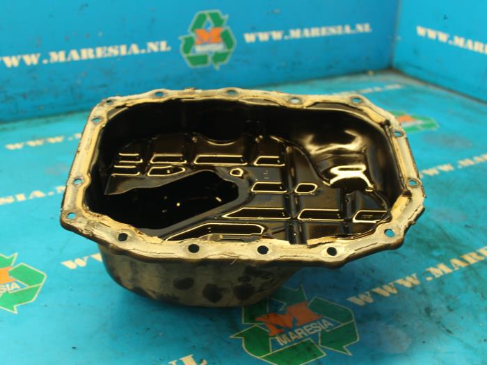 Usagé Couvercle carter Toyota Aygo (B10) 1.0 12V VVT-i Prix € 26,25 Règlement à la marge proposé par Maresia Auto Recycling B.V.
