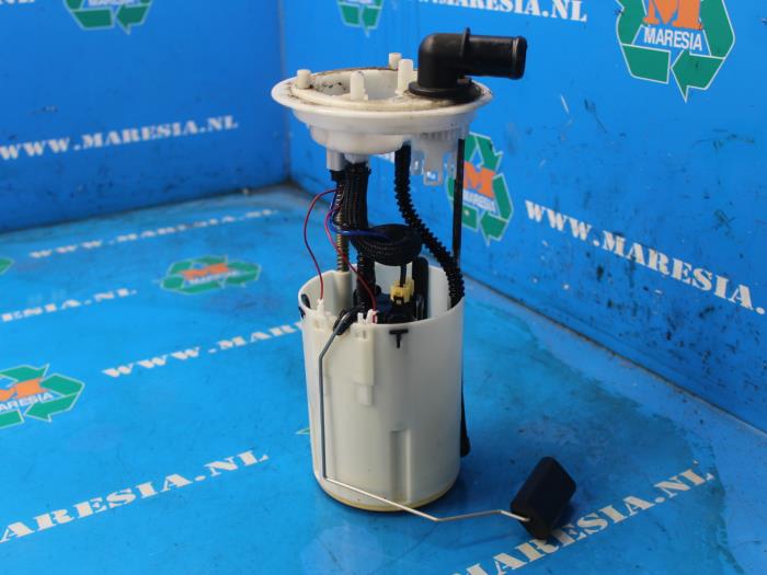 Pompe carburant électrique d'un Iveco New Daily V 35C15/C15D/S15, 40/45/50/60/70C15 2014