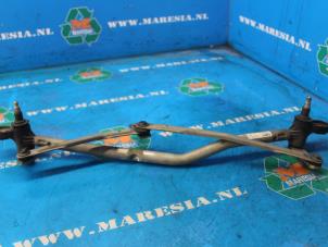 Used Wiper mechanism Mazda 3 Sport (BK14) 1.6i 16V Price € 42,00 Margin scheme offered by Maresia Auto Recycling B.V.